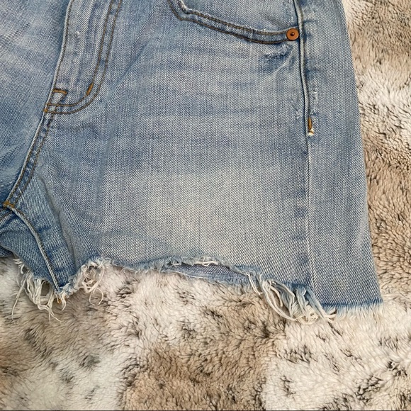 Madewell Cutoff Denim Shorts - Picture 3 of 5